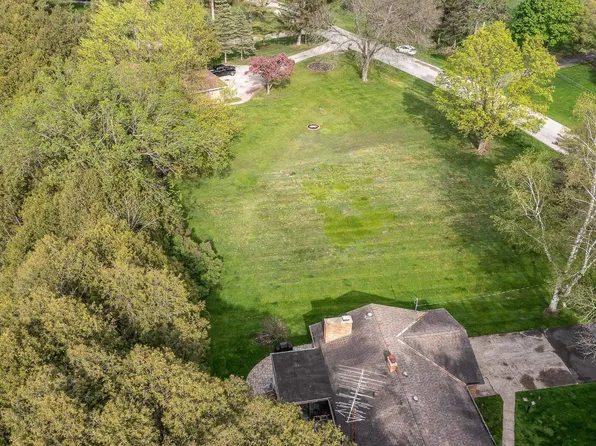 58 Cedar Dr, Mount Pleasant, MI 48858