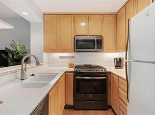 120 Por La Mar Cir #1, Santa Barbara, CA 93103