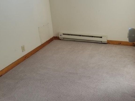 4th image of 3367 Bumble Bee Rd