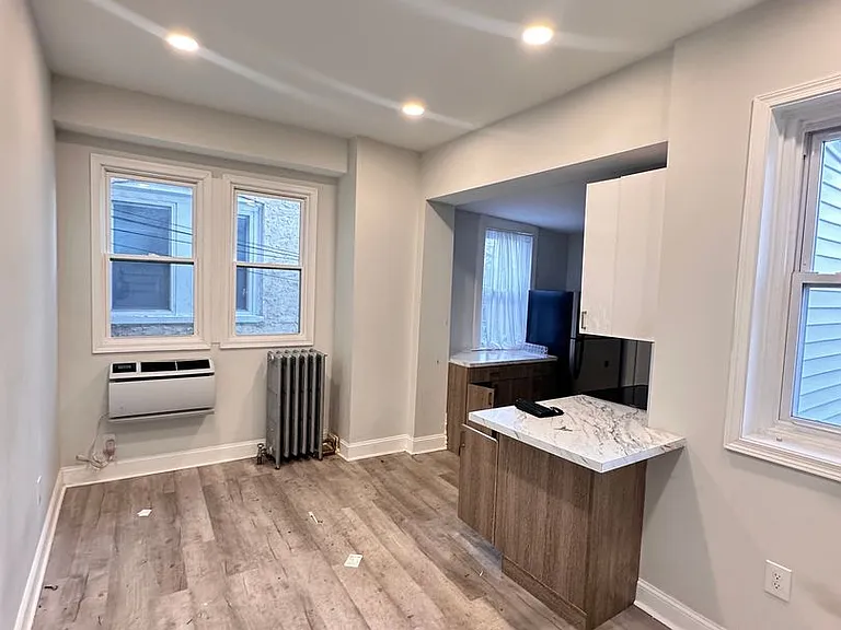 4931 Walnut Street — Photo 3