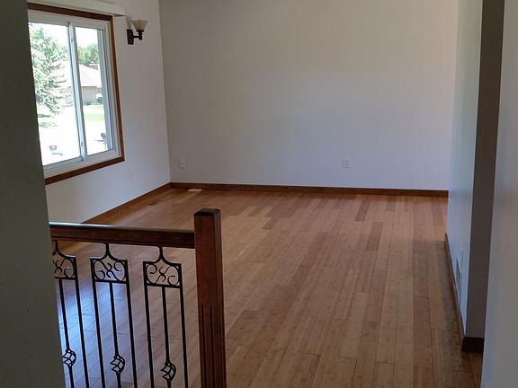 2nd image of 800 126th Ave NE