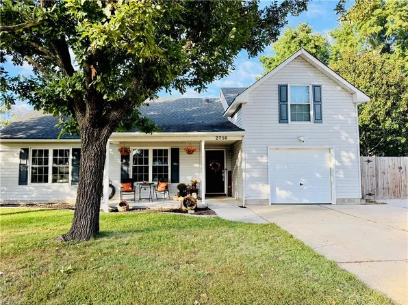 2716 Lake Ridge Ct, Chesapeake, VA 23323