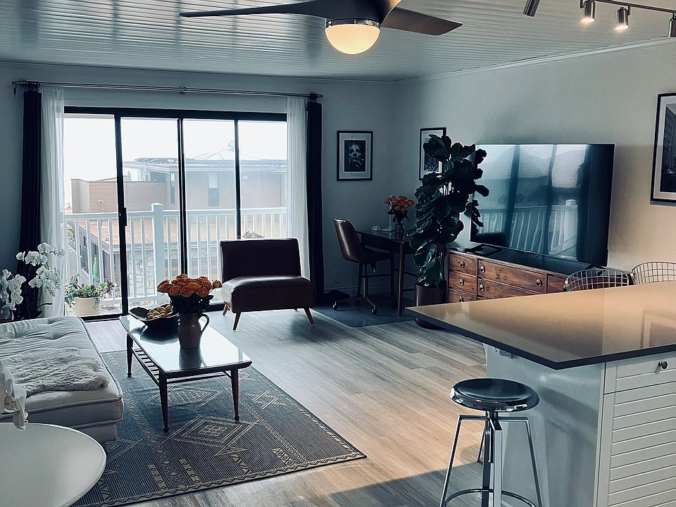 Family Room.