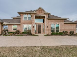 926 Riviera Dr, Mansfield, TX 76063