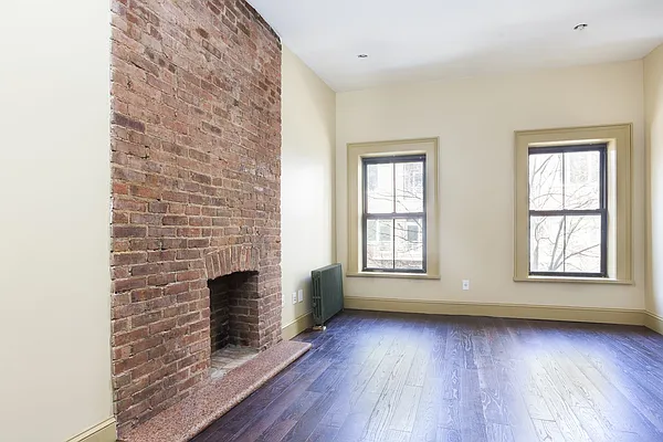 Rented by Engel and Volkers Brownstone Brooklyn | media 3