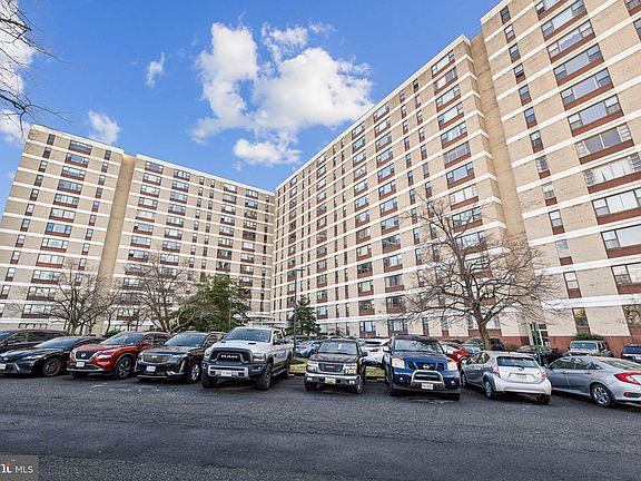 2nd image of 4600 Duke St APT 1525