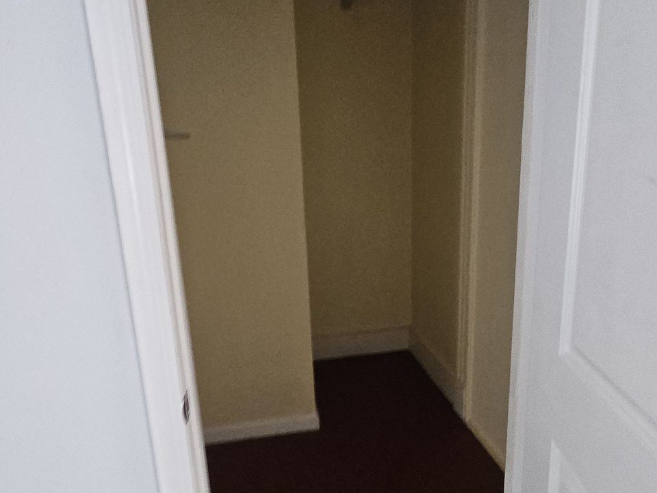 1st image of 225 Campbell Ave #1