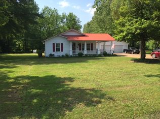 411 Scarbrough Loop Rd, Humboldt, TN 38343