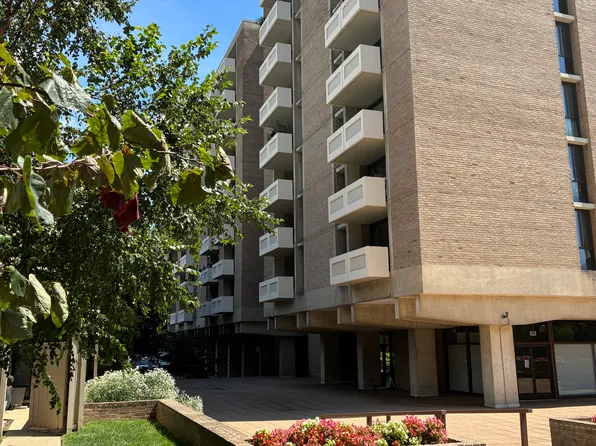 240 M St SW, Washington, DC