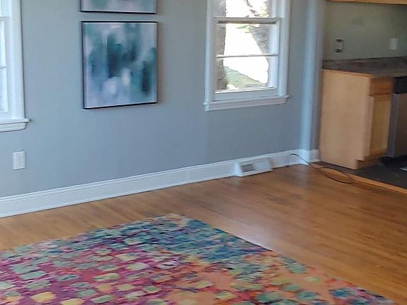 Large living area with vaulted ceiling