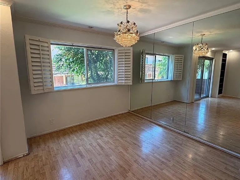 5403 Newcastle Ave #8 — Photo 5