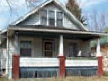 1st image of 704 Bennington Ave