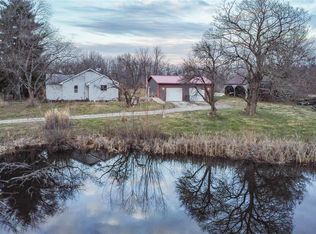 23414 Rangeline Rd, Jerseyville, IL 62052