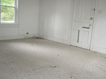 4th image of 201 S Kalmia Ave