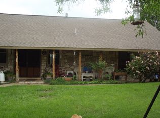 1 High Street Rd, Comfort, TX 78013