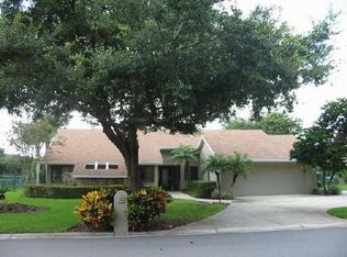 3913 Cheverly Dr E, Lakeland, FL 33813