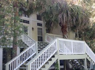 1766 Sunset Point Rd, Vernon, FL 32462