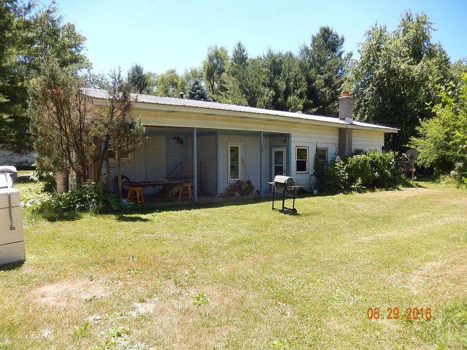 1st image of 8488 Riverview Dr