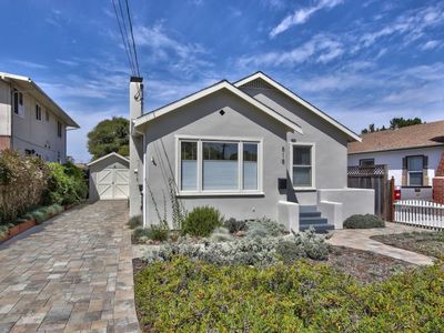 818 Congress Ave, Pacific Grove, CA, 93950