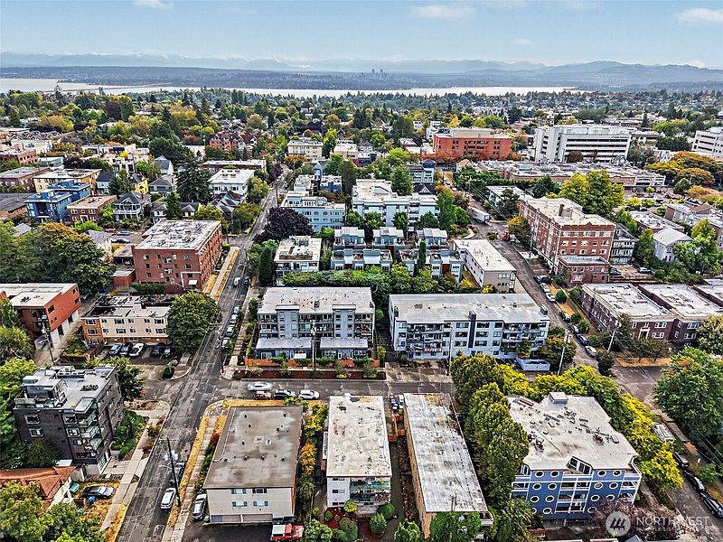 2nd image of 315 13th Avenue E