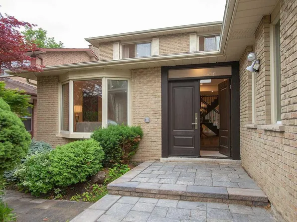 (undisclosed Address), Markham, ON L3T 5T1