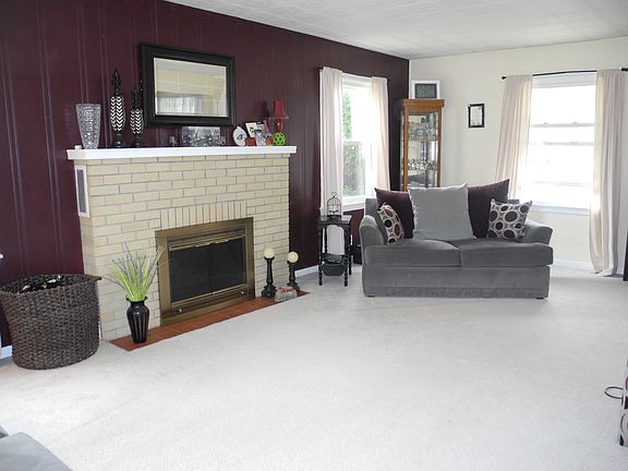 2nd image of 321 Fairfield Ave