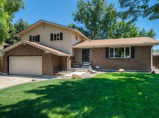 2190 S Allison Ct, Lakewood, CO 80227