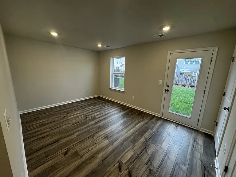 109 Brashear Ct #1 — Photo 5