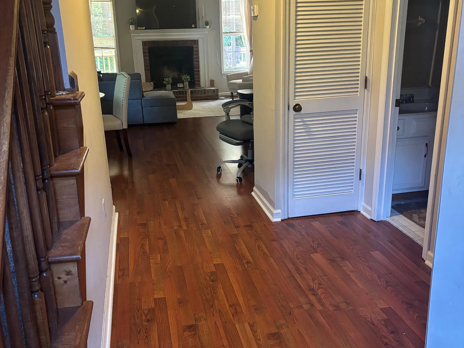 2 bed, 1.0 bath, 1900 sqft, $1,598 — Photo 2