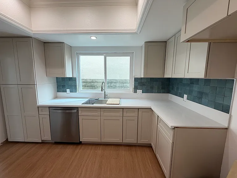 218 Orange St — Photo 1
