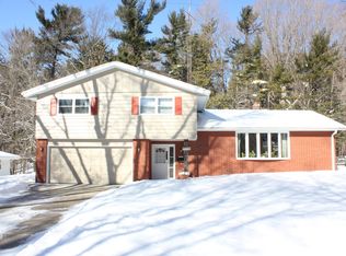 3012 Cherokee Dr, Sheboygan, WI 53083