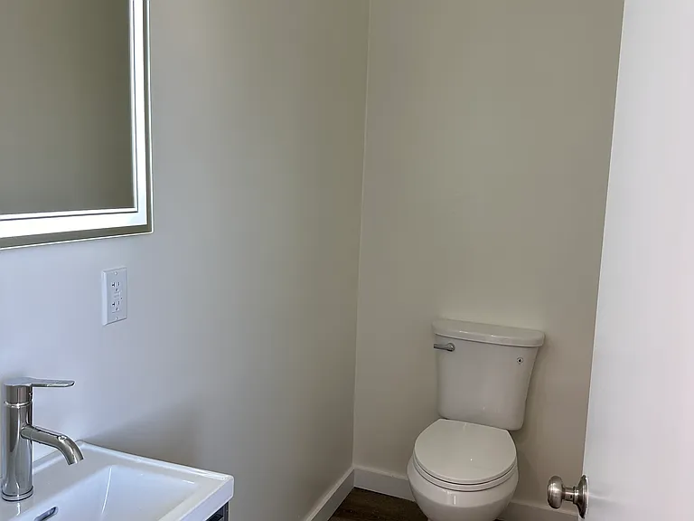 1754 Pine Ave #6 — Photo 10