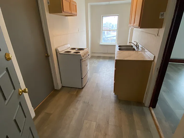 1201 W Market St #3 — Photo 1