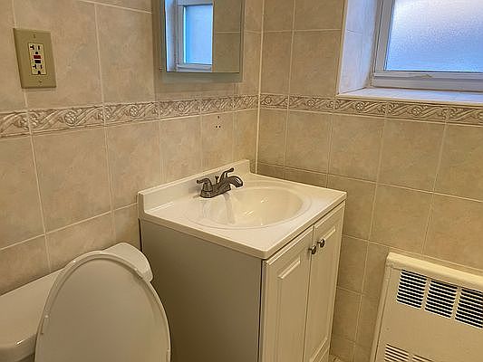 2nd image of 2024 E 54th St #A