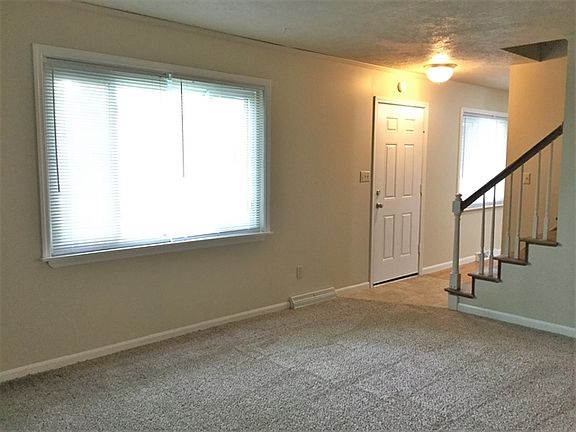 4th image of 10152 Chris Dr