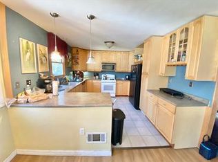 170 Spear St, South Burlington, VT 05403