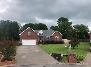 108 Copperfield Ct, White House, TN 37188