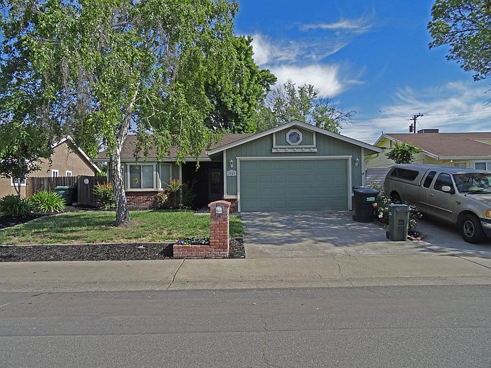 1st image of 3949 Tricia Way