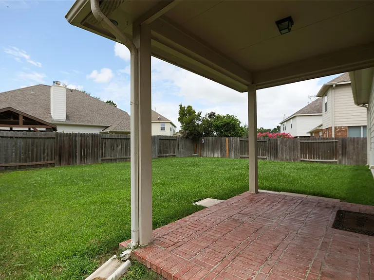 5102 Heatherdawn Ct — Photo 29