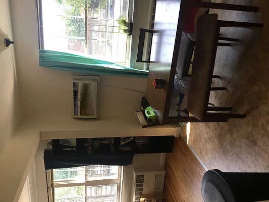 Rented by Metropolis International Realty Inc. | media 19