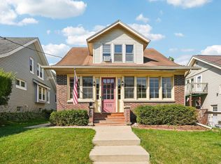 108 N 10th Ave, West Bend, WI 53095