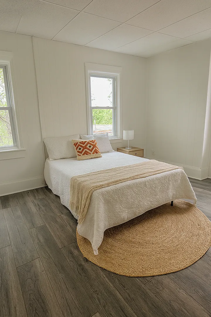 1012 W Main Street — Photo 2
