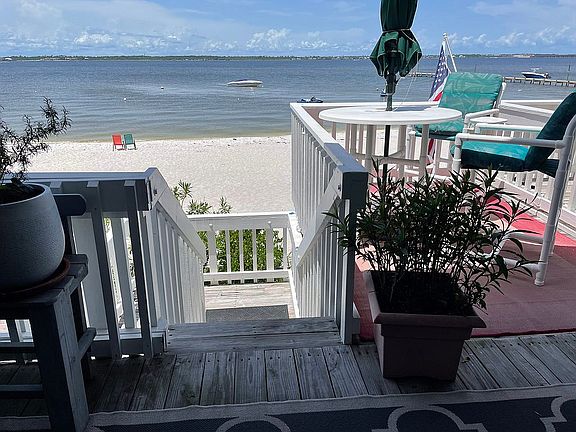 1st floor deck views 