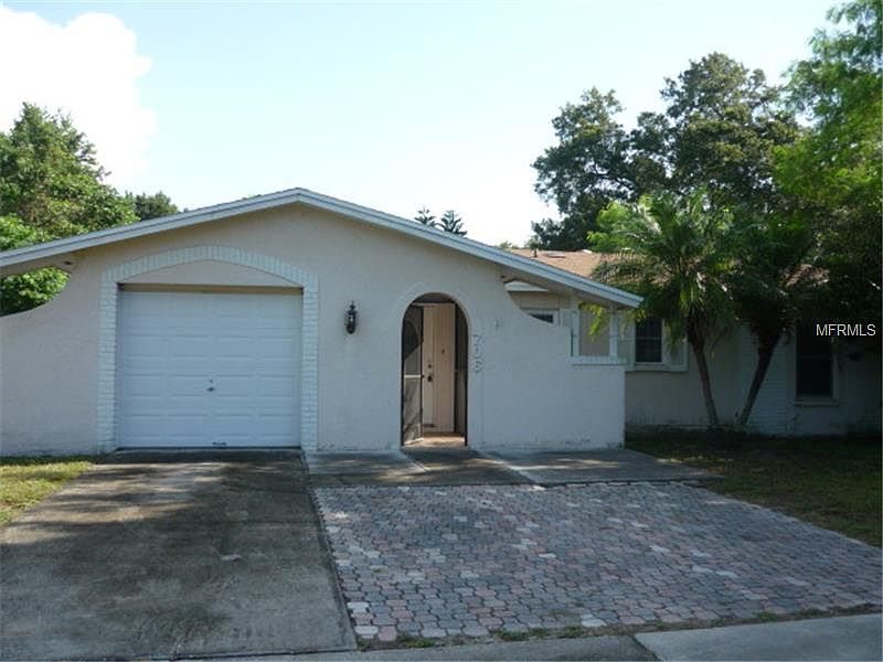 1st image of 706 Falkirk Ave