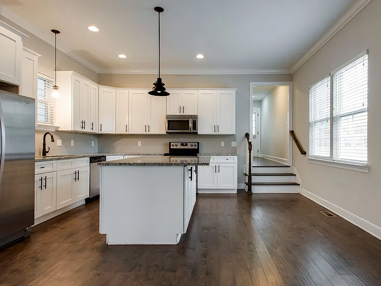 5218 Kentucky Ave — Photo 10