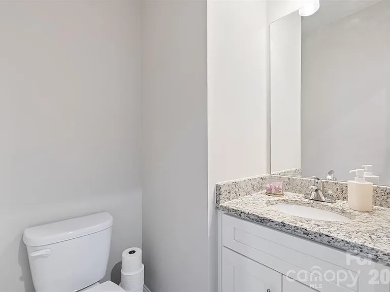 2029 Bost St — Photo 34