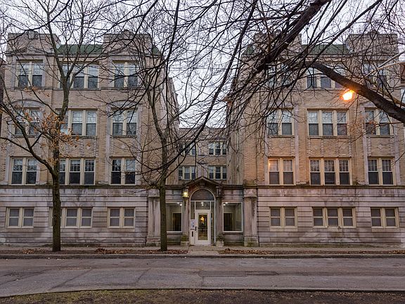 5th image of 1310 E Hyde Park Blvd #1322-1