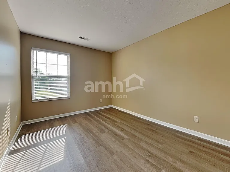 5887 Hayden Dr — Photo 13