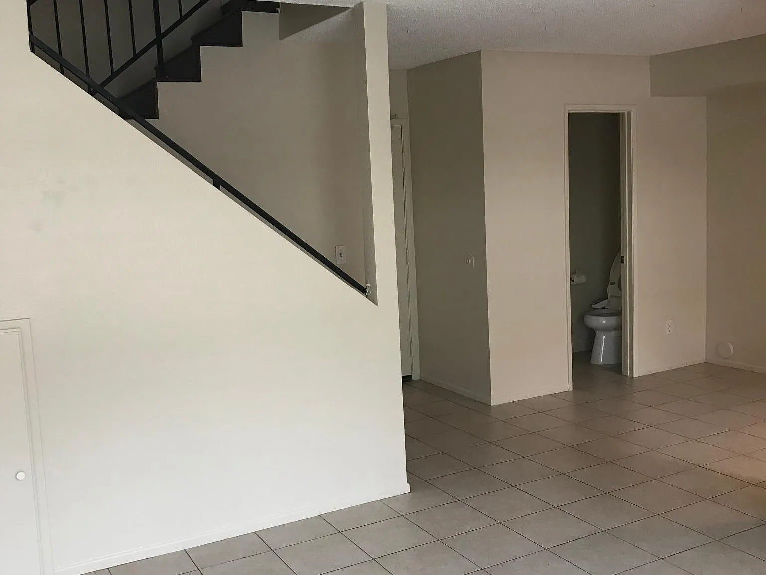 2 bed, 2.5 bath, 950 sqft, $2,895 — Photo 2