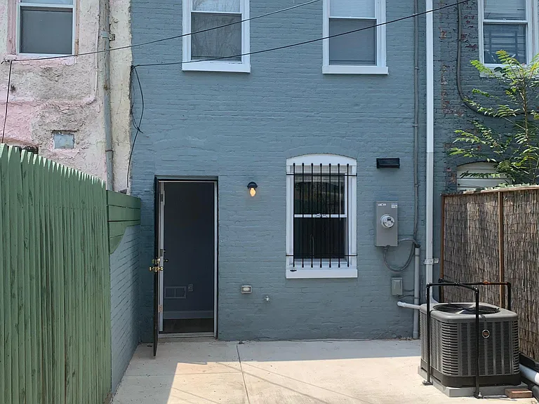 1641 N Patterson Park Ave — Photo 17